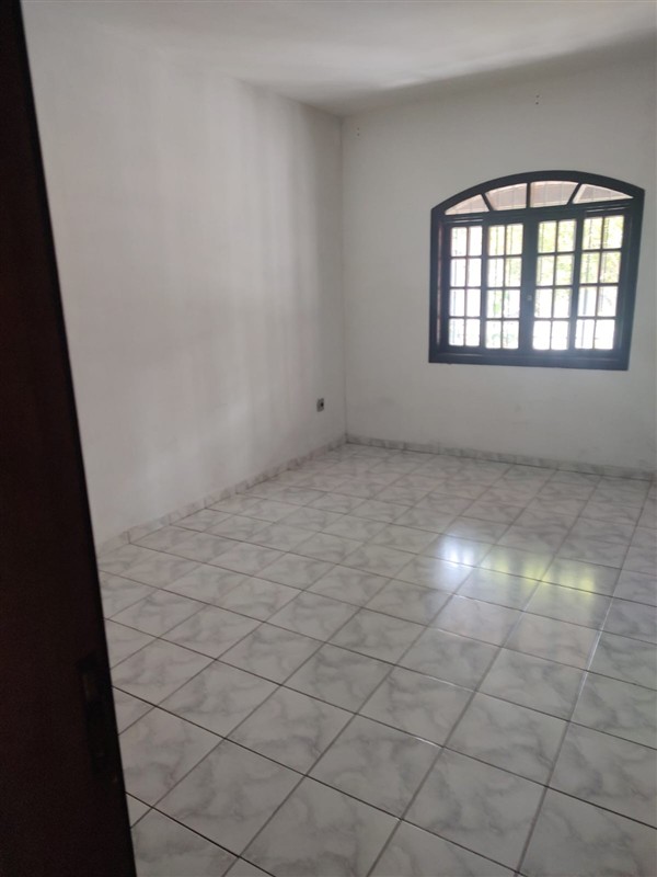 Casa para Alugar no Vila Julieta em Resende