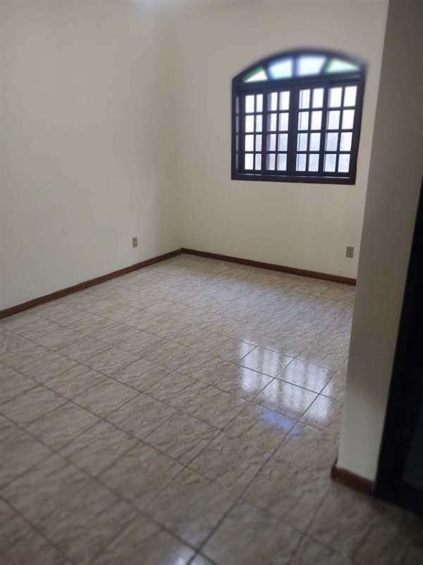 Casa para Alugar no Vila Julieta em Resende