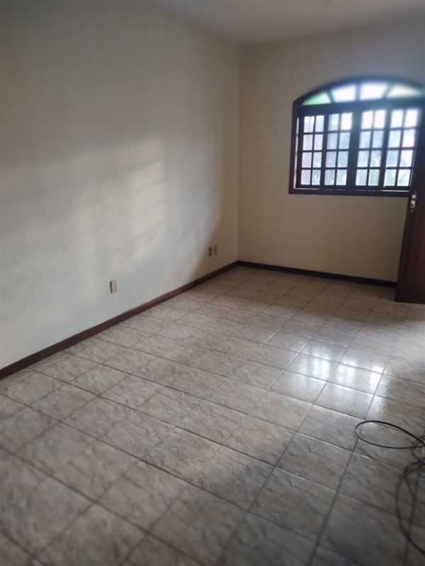 Casa para Alugar no Vila Julieta em Resende