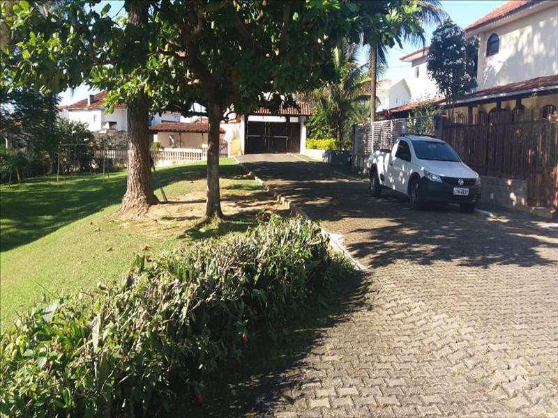 Casa para Venda ou Alugar no Jardim Brasília em Resende