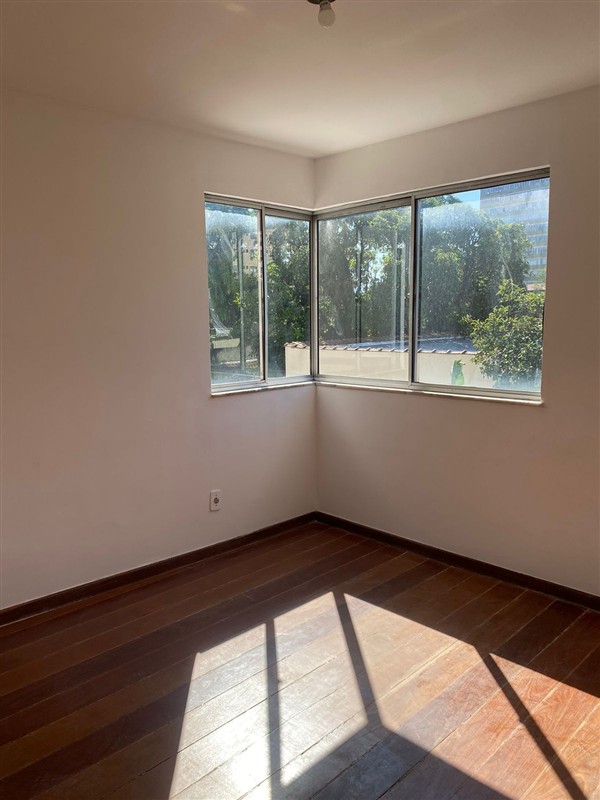 Apartamento para Venda ou Alugar no Campos Elíseos em Resende