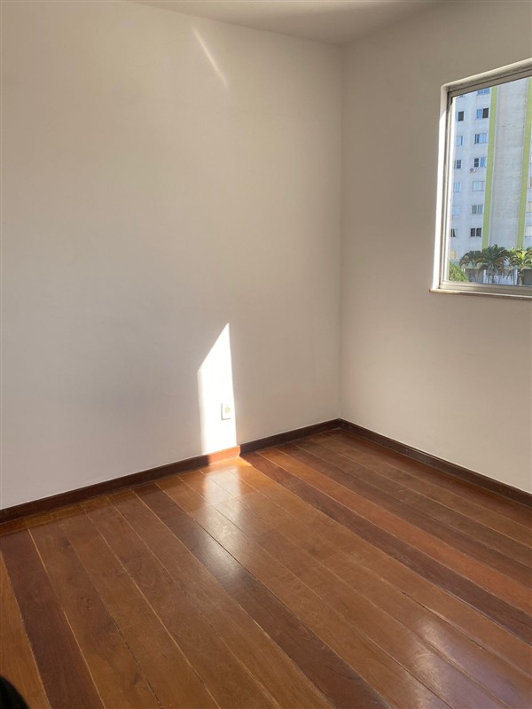 Apartamento para Venda ou Alugar no Campos Elíseos em Resende