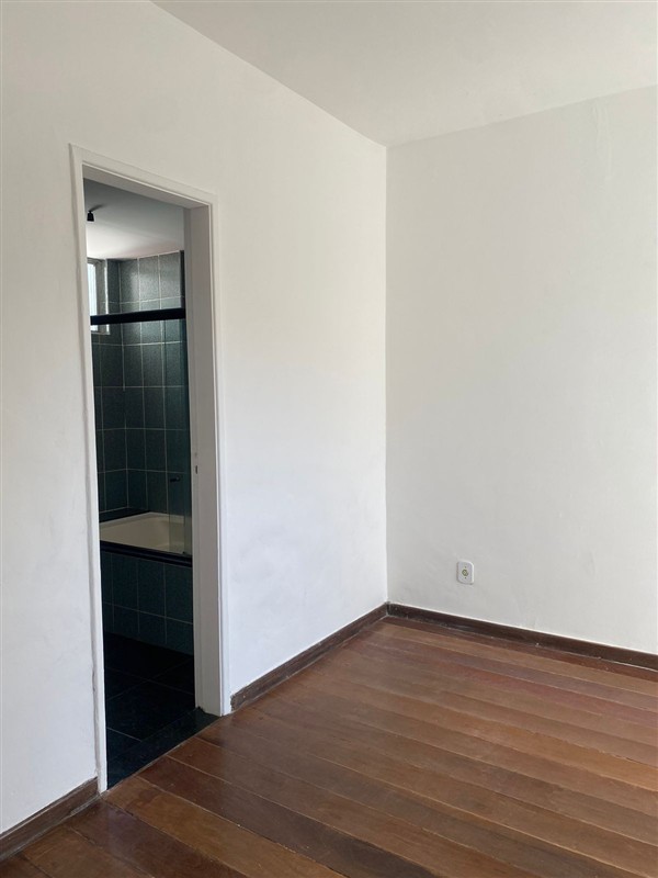 Apartamento para Venda ou Alugar no Campos Elíseos em Resende