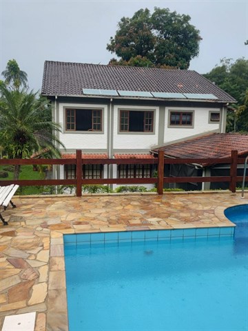 Casa à Venda