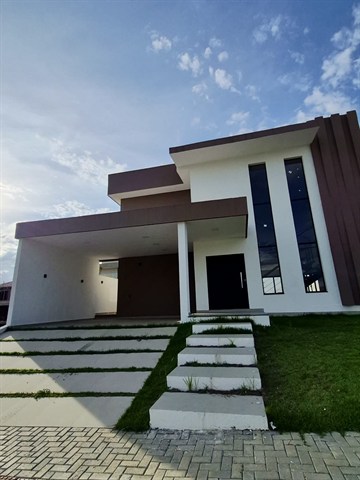Casa em condomínio à Venda
