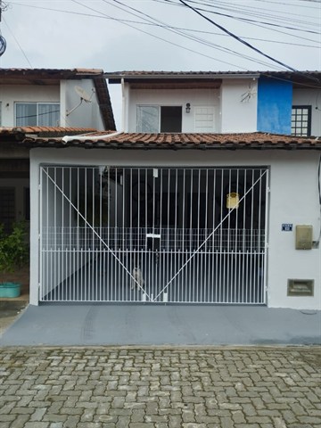 Casa à Venda
