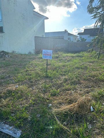 Terreno à Venda