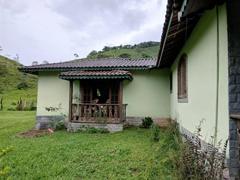 Casa à Venda